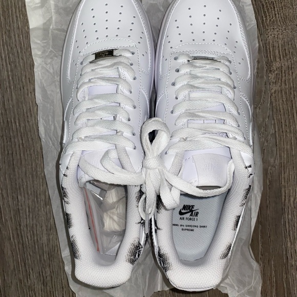 White Nike Air Force 1 shoes - Picture 4 of 6